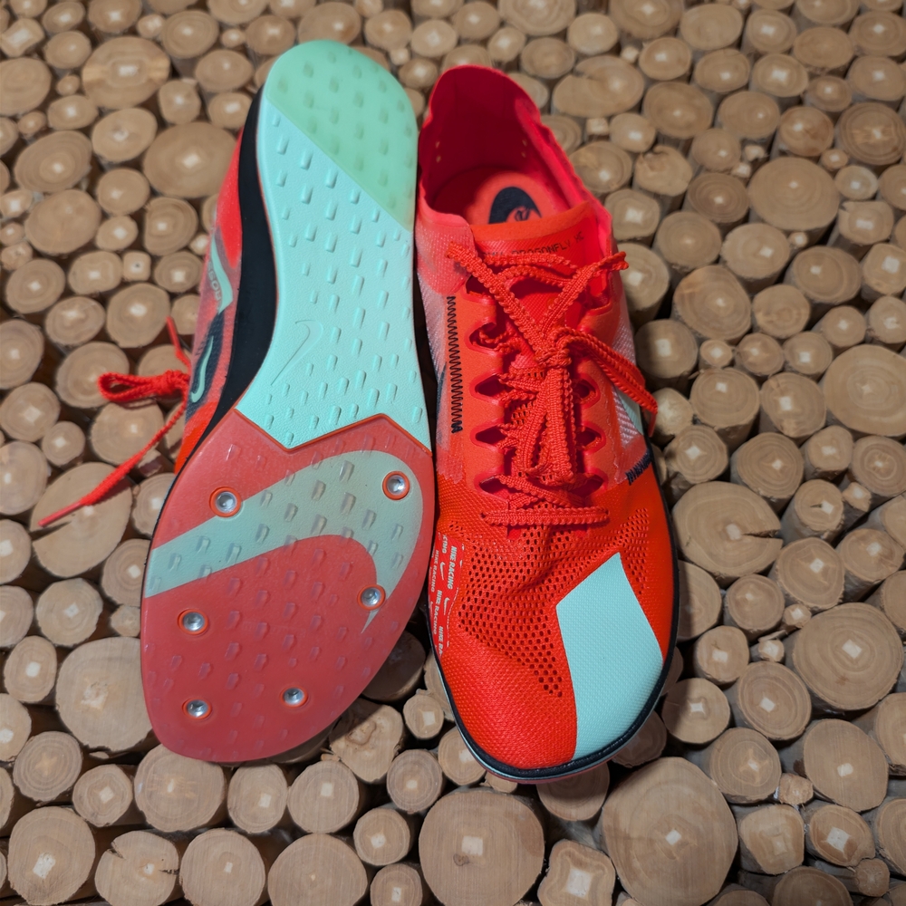 Nike Red and Mint Athletic Shoes